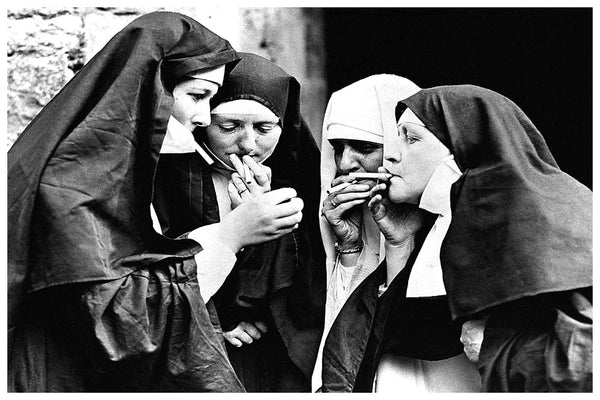 Fine Art Print Αφίσα Smoking Nuns 30x40cm
