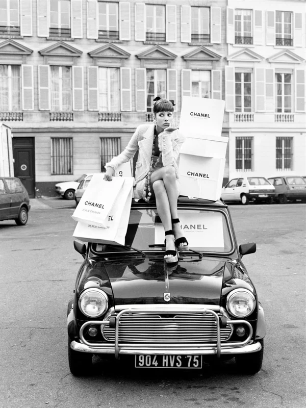Fine Art Print Αφίσα Shopping in Paris 30x40cm