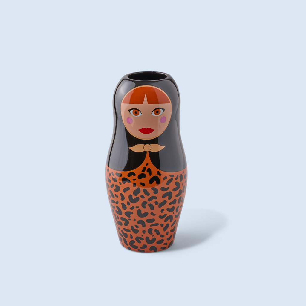 Vase doll leopard