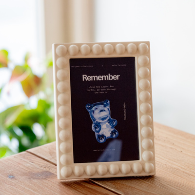BEIGE MEMORY PHOTO FRAME HF-2 BEIGE MEMORY PHOTO FRAME HF-2
