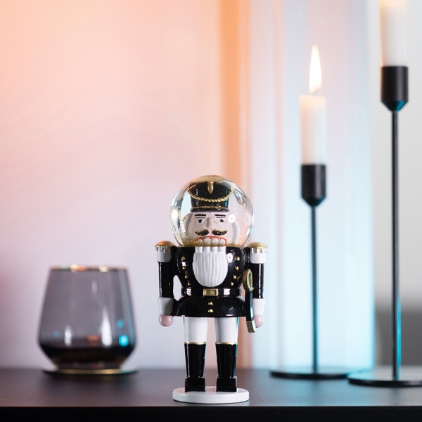 Summerglobe The Shiny Nutcracker 8,5 x 6,5 x 17 cm - Black - 1 Summerglobe The Shiny Nutcracker 8,5 x 6,5 x 17 cm - Black - 1