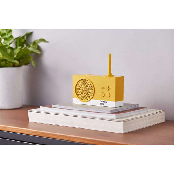 Lexon x Pantone | Radio & Bluetooth Speaker Tykho 3 - Mimosa - 1 Lexon x Pantone | Radio & Bluetooth Speaker Tykho 3 - Mimosa - 1