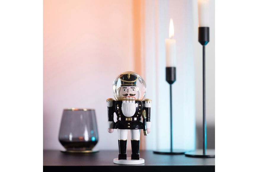 Summerglobe The Shiny Nutcracker 8,5 x 6,5 x 17 cm - Black - 1 Summerglobe The Shiny Nutcracker 8,5 x 6,5 x 17 cm - Black - 1