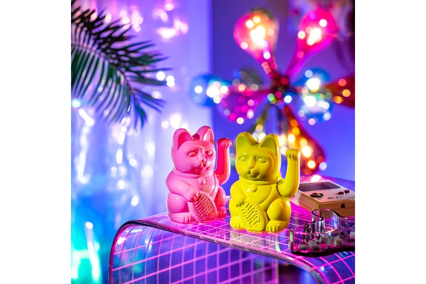 Lucky Cat - Glossy Yellow 8,5 x 10,5 x 15 cm - 1 Lucky Cat - Glossy Yellow 8,5 x 10,5 x 15 cm - 1