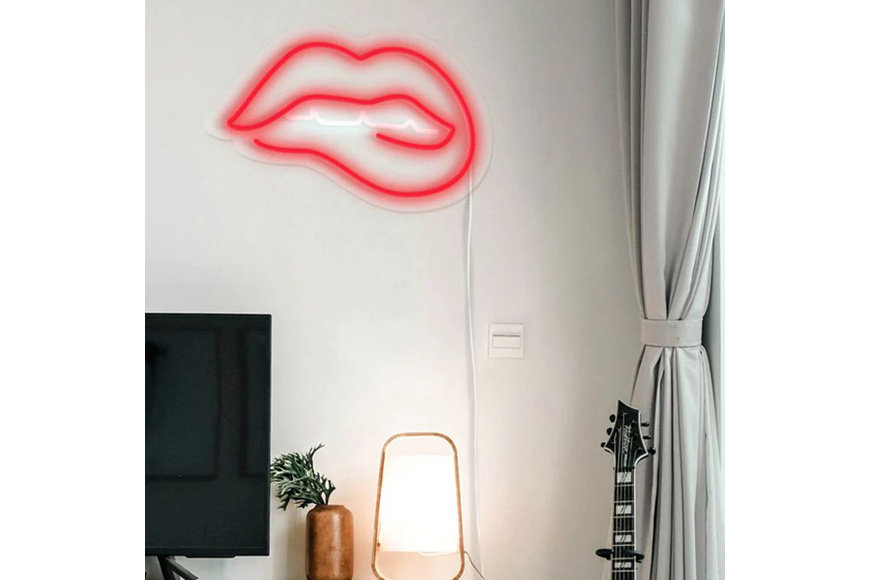 Neon LED Lamp USB 40 x 19,2 x 0,55cm - Biting Lips - 1