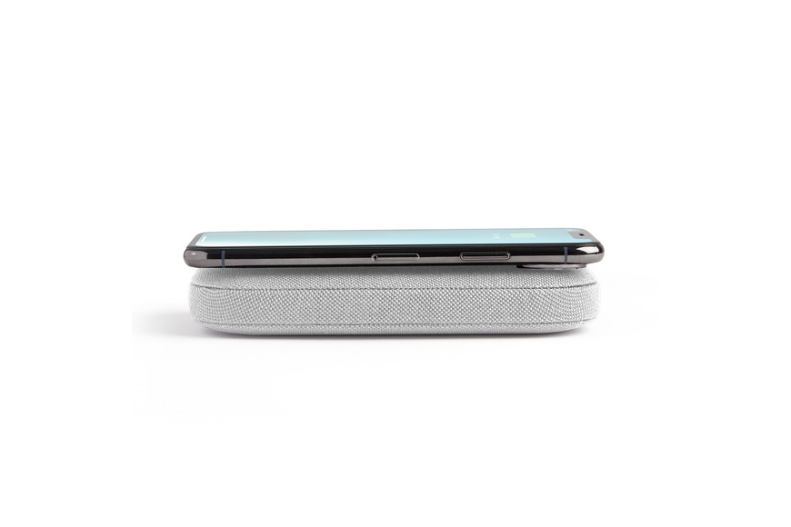 Wireless power bank with 360° Bluetooth® speaker Powersound - Grey - 6