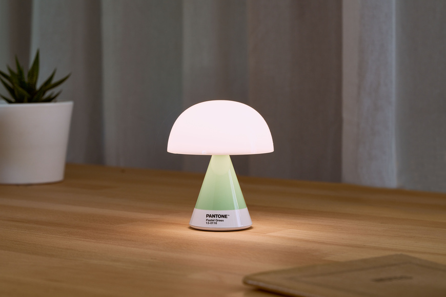 Lexon x Pantone | Table Lamp LED Mina M - Pastel Green - 1 Lexon x Pantone | Table Lamp LED Mina M - Pastel Green - 1