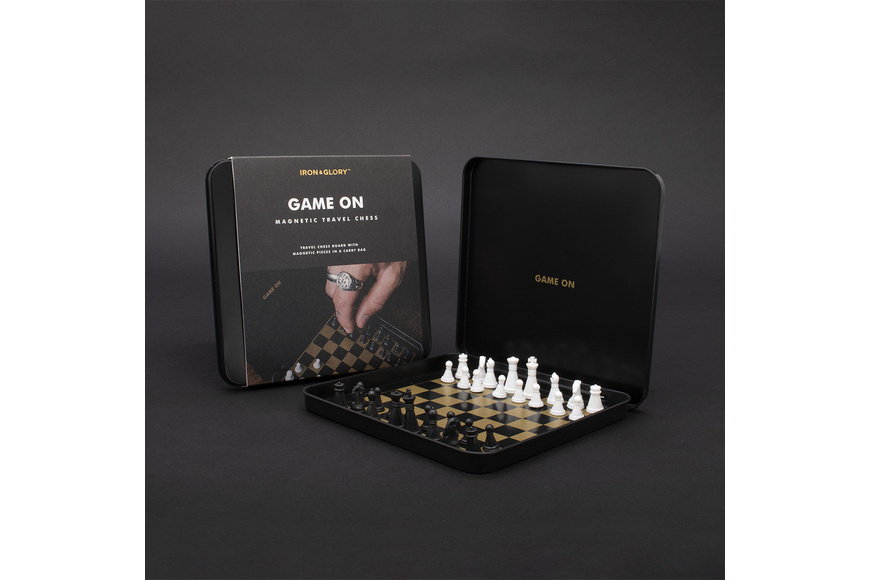 Chess Set GAME ON - Iron & Glory™, Suck UK™ - 1