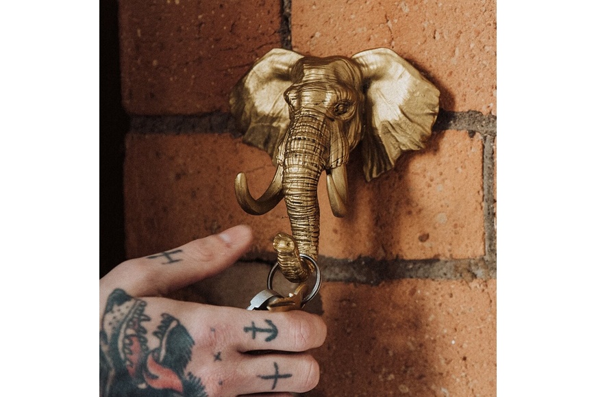 Iron & Glory Gold Elephant Key Hanger 13 cm x 14 cm x 10 cm - Never Forget - 2 Iron & Glory Gold Elephant Key Hanger 13 cm x 14 cm x 10 cm - Never Forget - 2