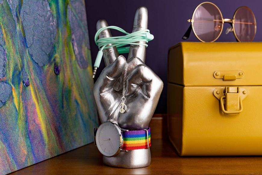 Peace sign organiser headphone display stand sculpture 13,5 x 28 x 9,5cm | 0.6Kg - 6 Peace sign organiser headphone display stand sculpture 13,5 x 28 x 9,5cm | 0.6Kg - 6