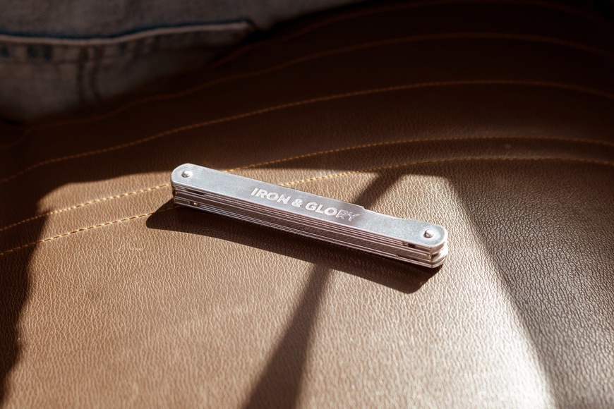 Iron & Glory folding pocket multi-tool - 5 Iron & Glory folding pocket multi-tool - 5