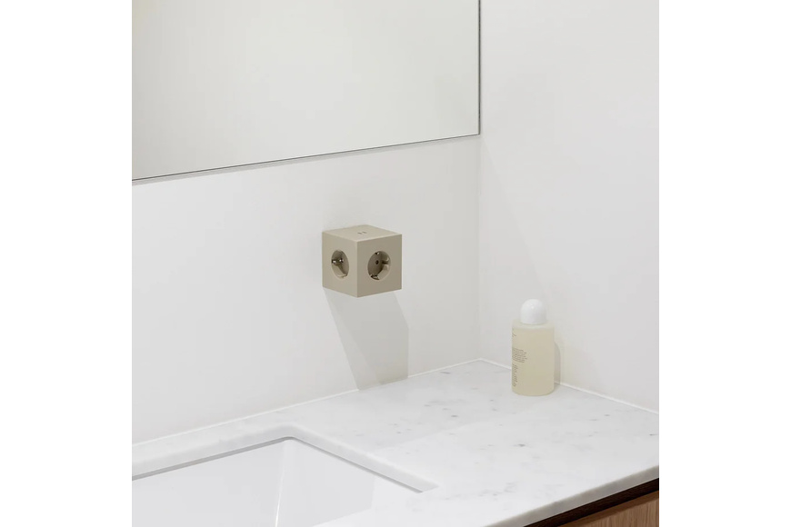 Square 2 Socket extender with 30W Dual USBC, Beige - 1 Square 2 Socket extender with 30W Dual USBC, Beige - 1
