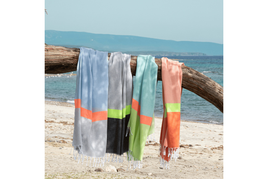 Towel to Go Neon Blue/Grey - 2